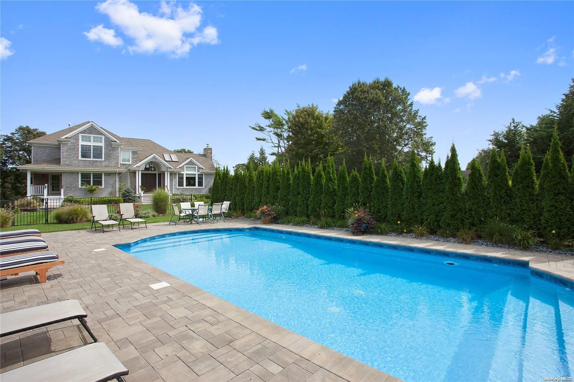Single Family Honeysuckle  Suffolk County, NY 11977, MLS-L3534678-27