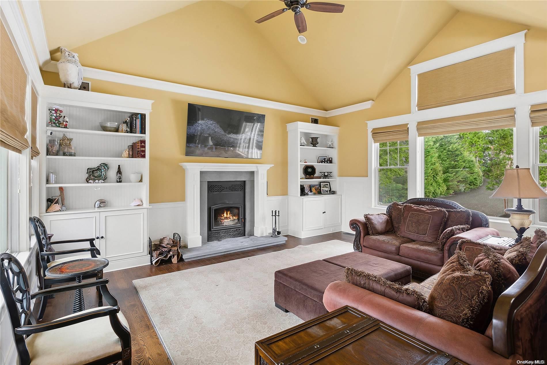 Single Family Honeysuckle  Suffolk County, NY 11977, MLS-L3534678-4