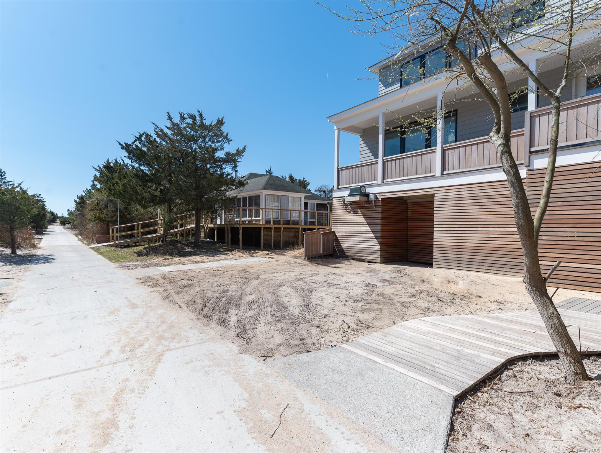 Single Family Island  Suffolk County, NY 11706, MLS-L3534720-26