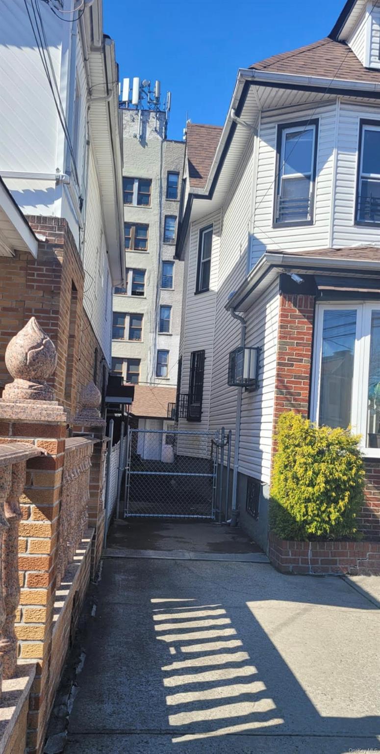 Single Family 121st  Queens, NY 11418, MLS-L3537368-35