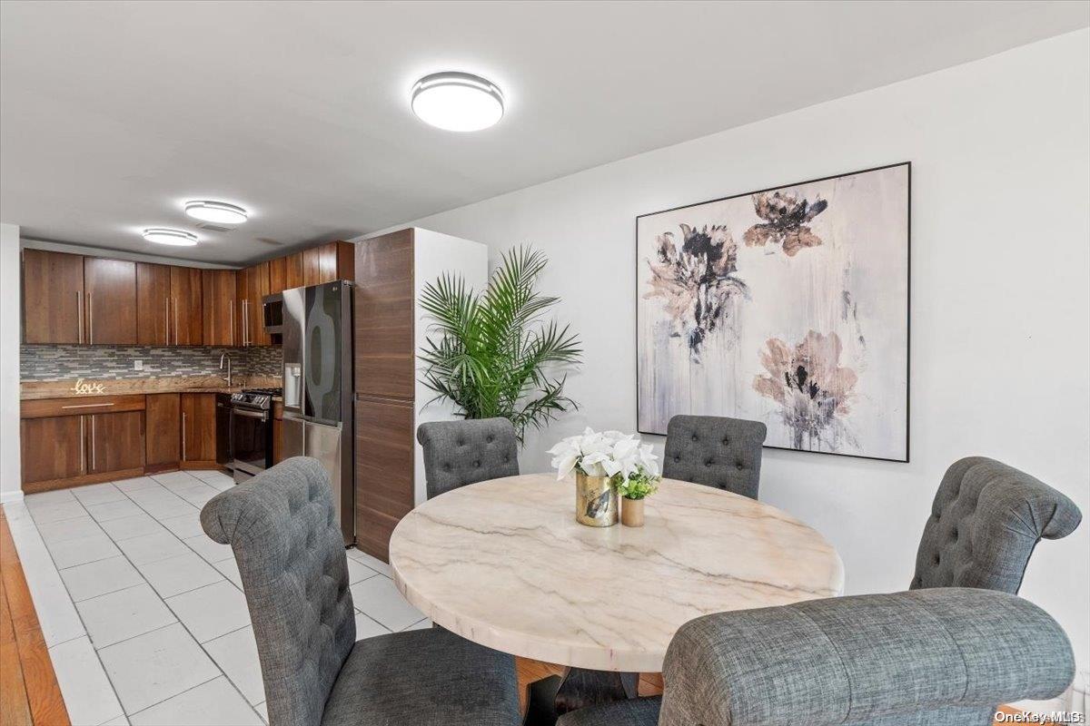 Single Family Latham Queens, NY 11434, MLS-L3538821-22