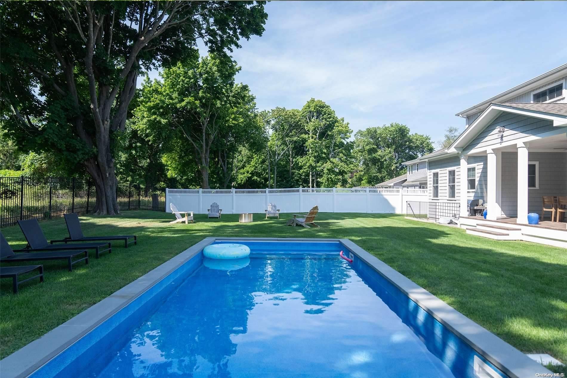 Single Family Gin  Suffolk County, NY 11971, MLS-L3539656-25