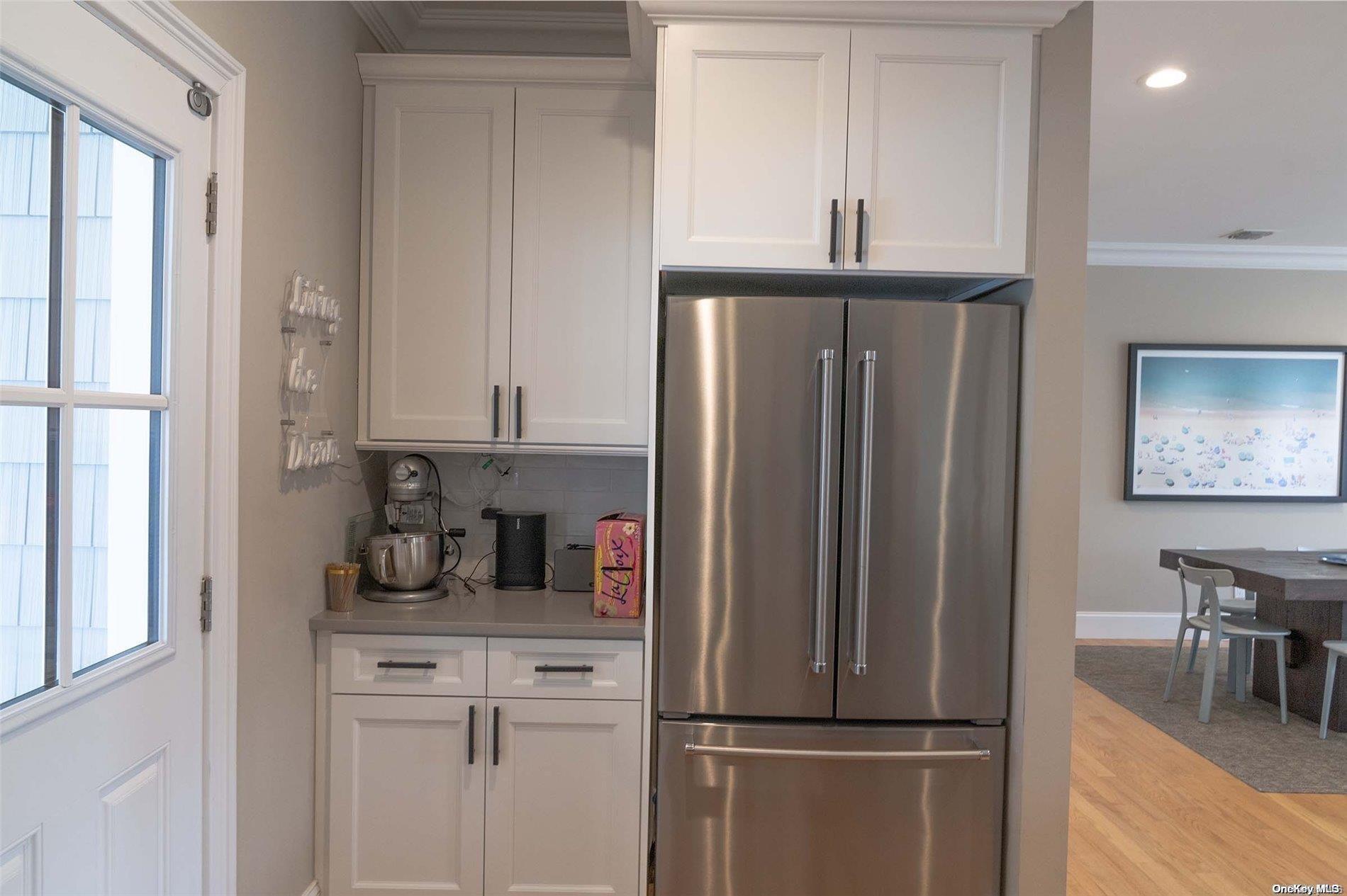 Single Family Gin  Suffolk County, NY 11971, MLS-L3539656-8