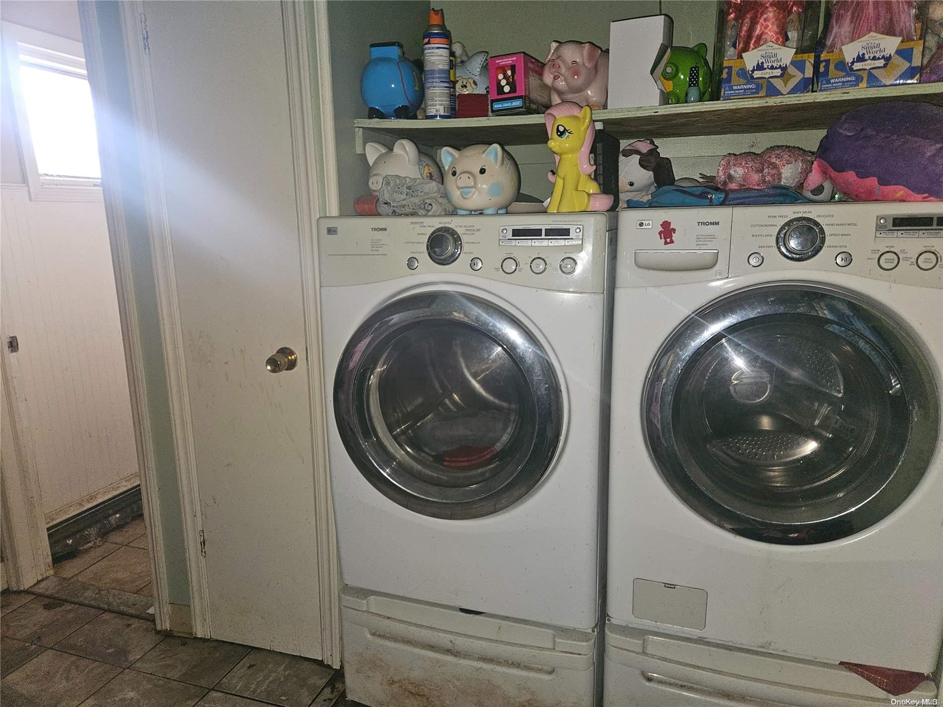 Single Family Cedar  Suffolk County, NY 11720, MLS-L3540479-5