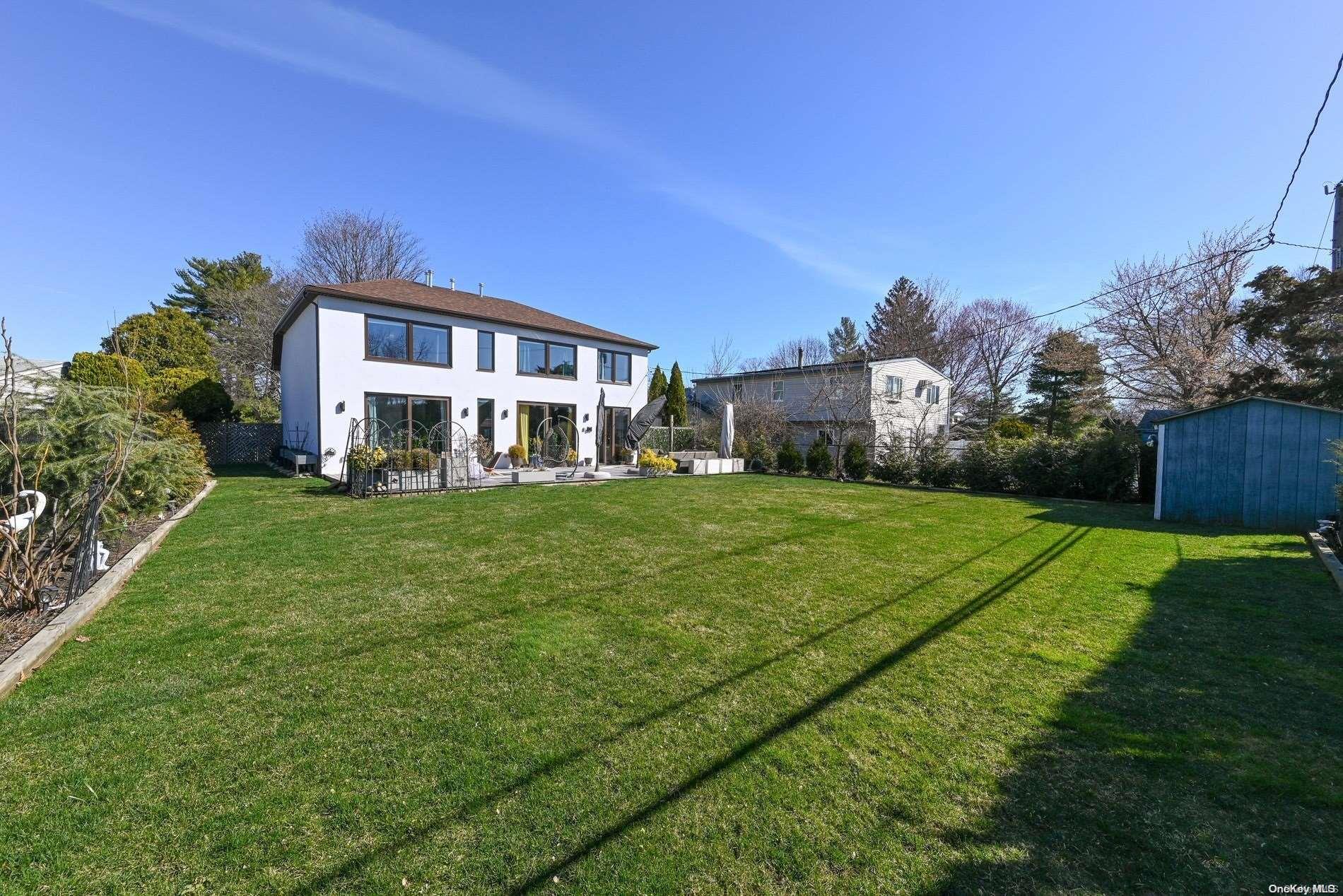 Single Family Acre  Nassau County, NY 11801, MLS-L3540641-33