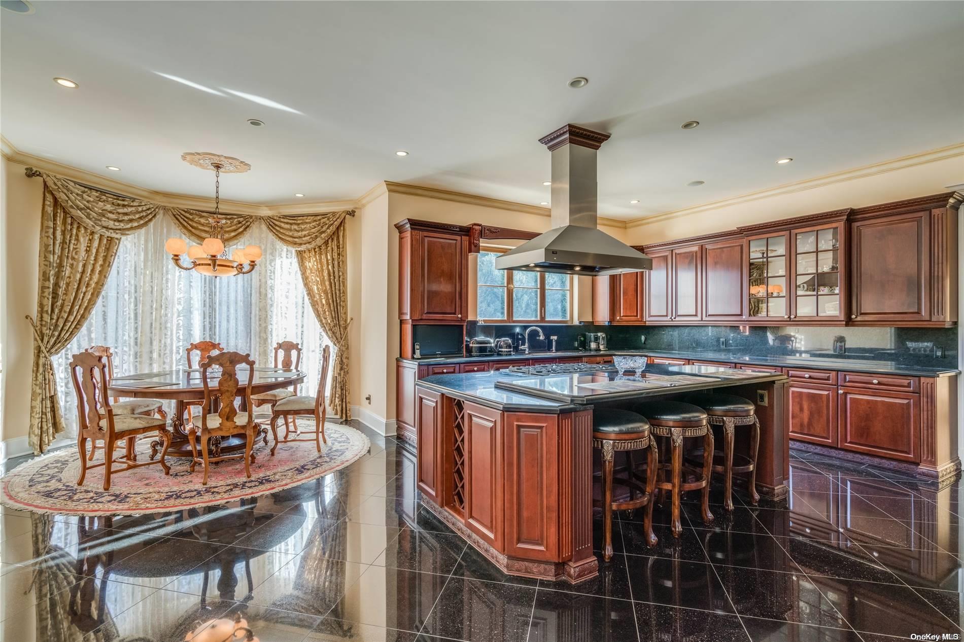 Single Family Polo  Nassau County, NY 11568, MLS-L3541450-12