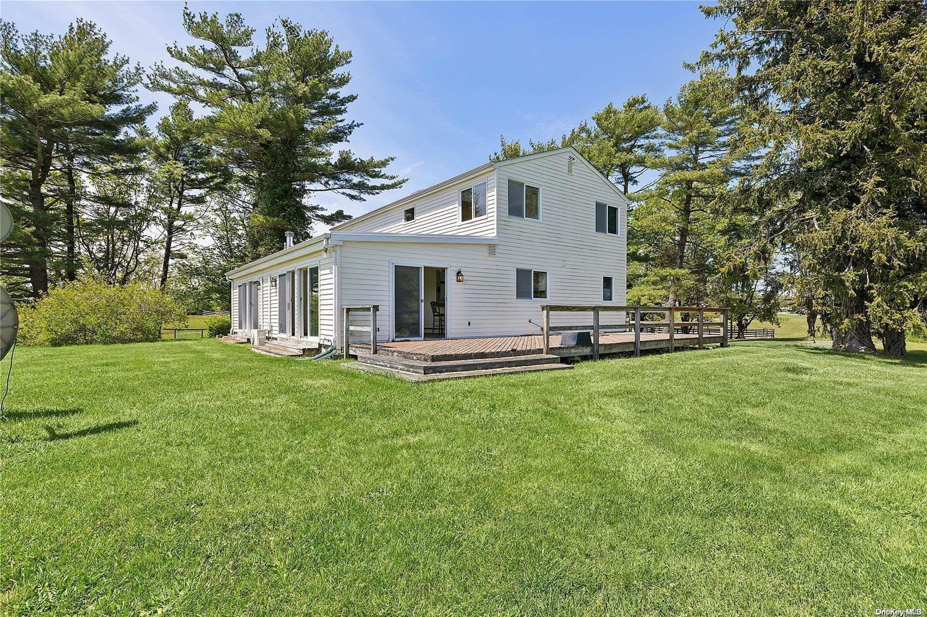 Single Family Main  Suffolk County, NY 11947, MLS-L3542952-12