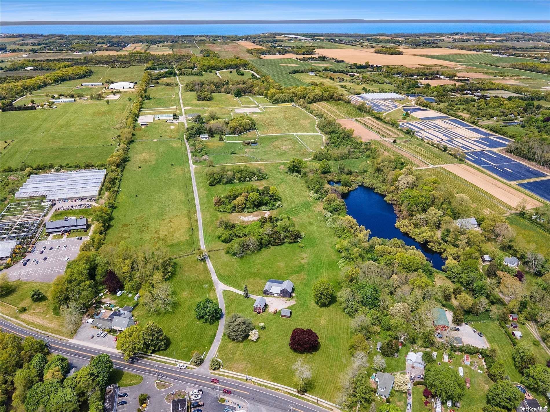 Single Family Main  Suffolk County, NY 11947, MLS-L3542952-24