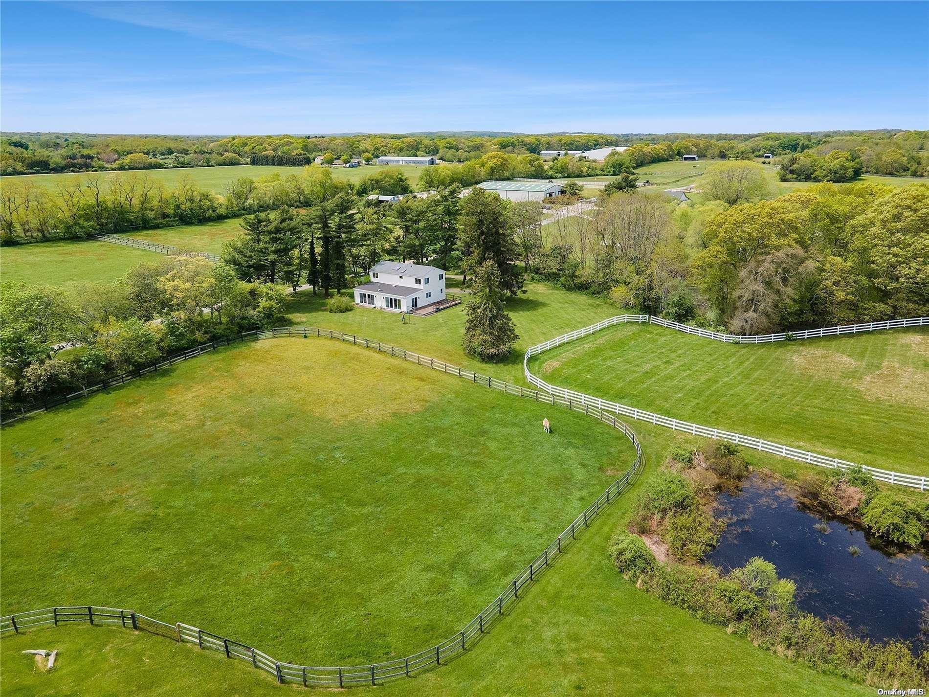 Single Family Main  Suffolk County, NY 11947, MLS-L3542952-4