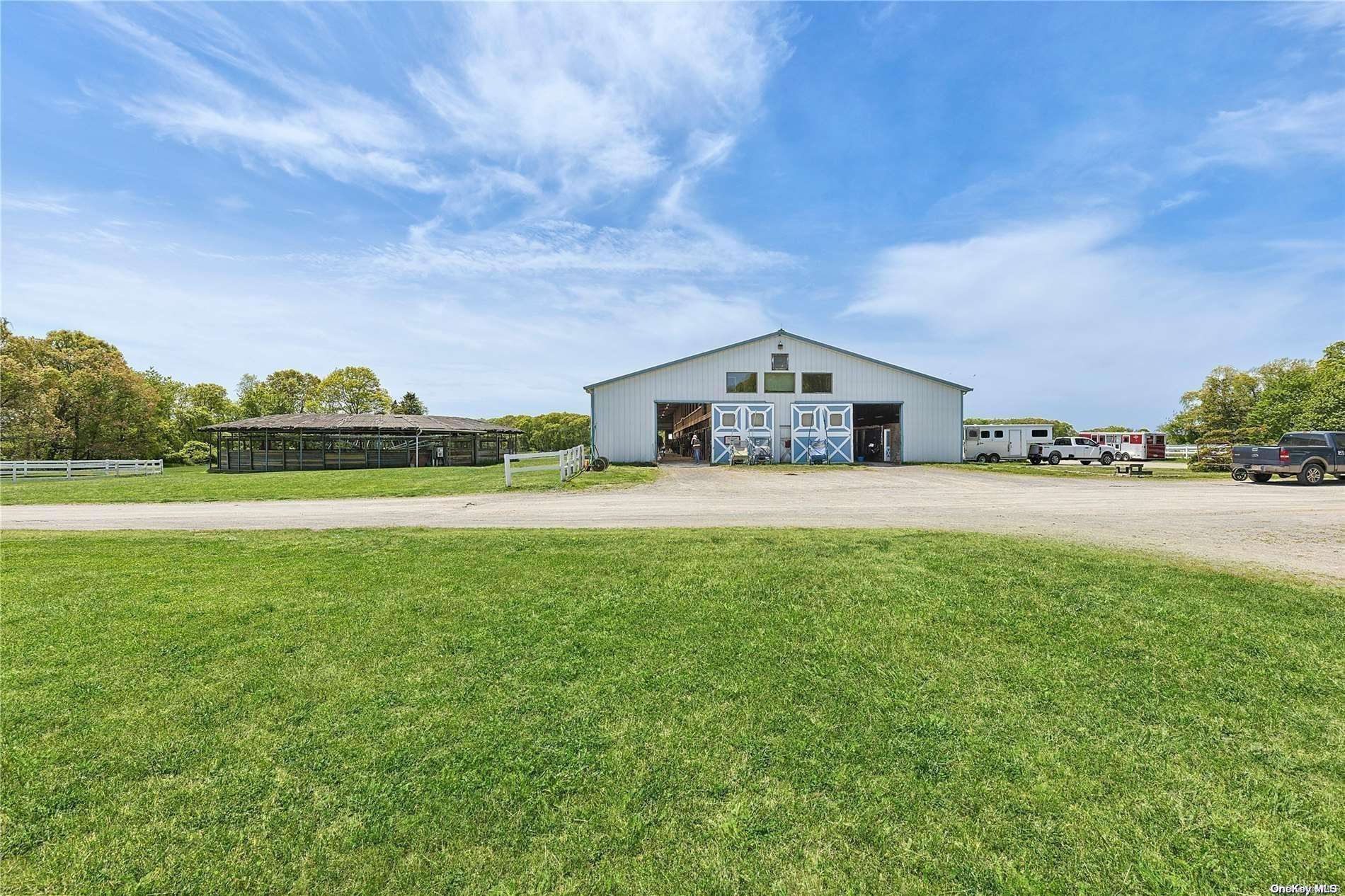 Single Family Main  Suffolk County, NY 11947, MLS-L3542952-9