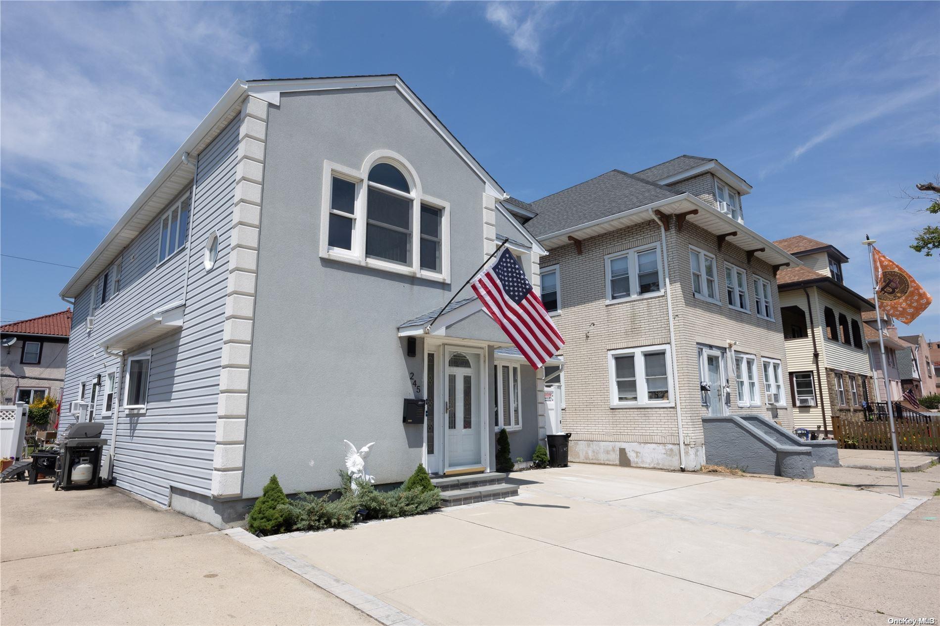 Single Family Chester  Nassau County, NY 11561, MLS-L3543473-2