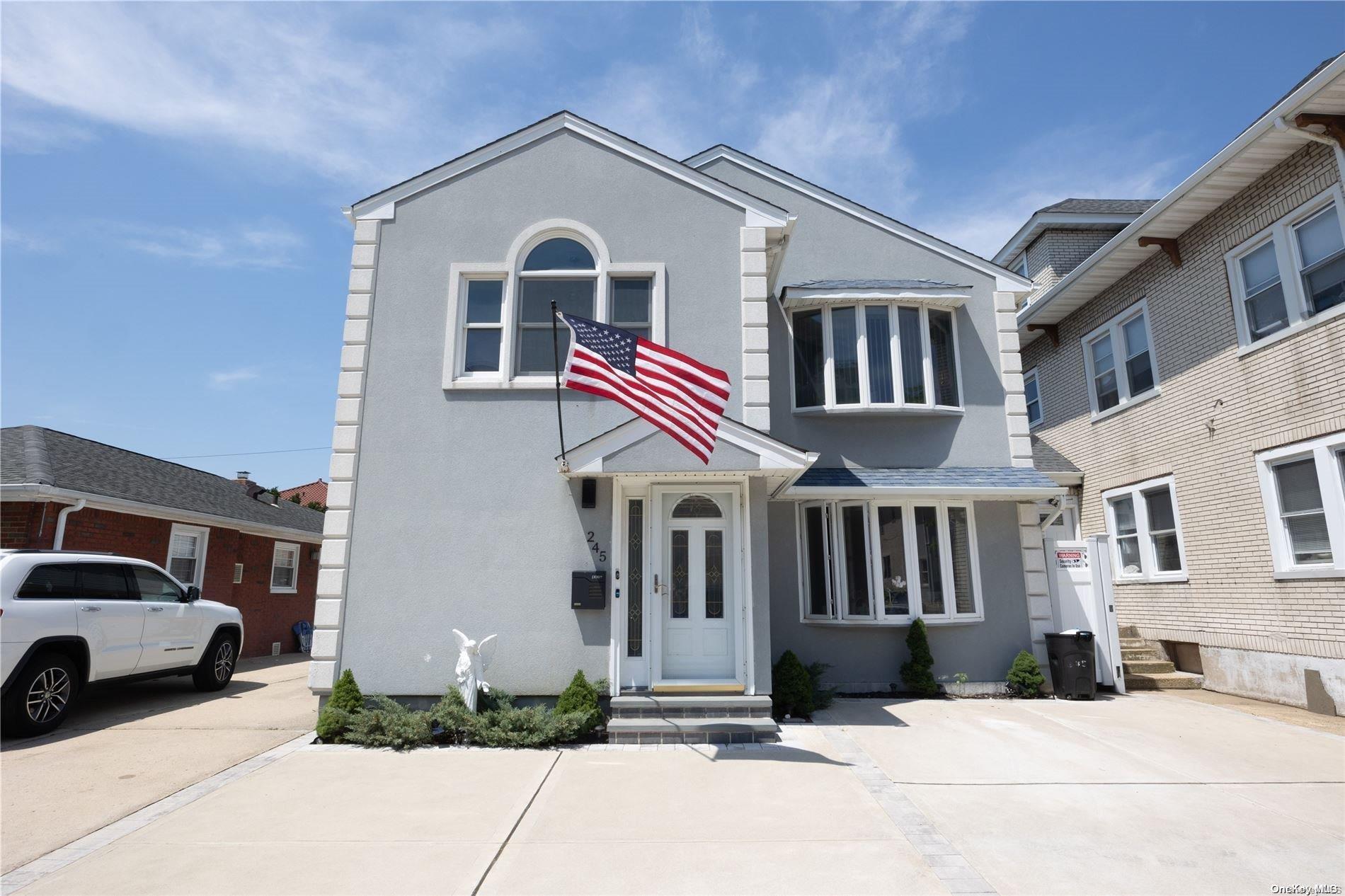 Single Family Chester  Nassau County, NY 11561, MLS-L3543473-3