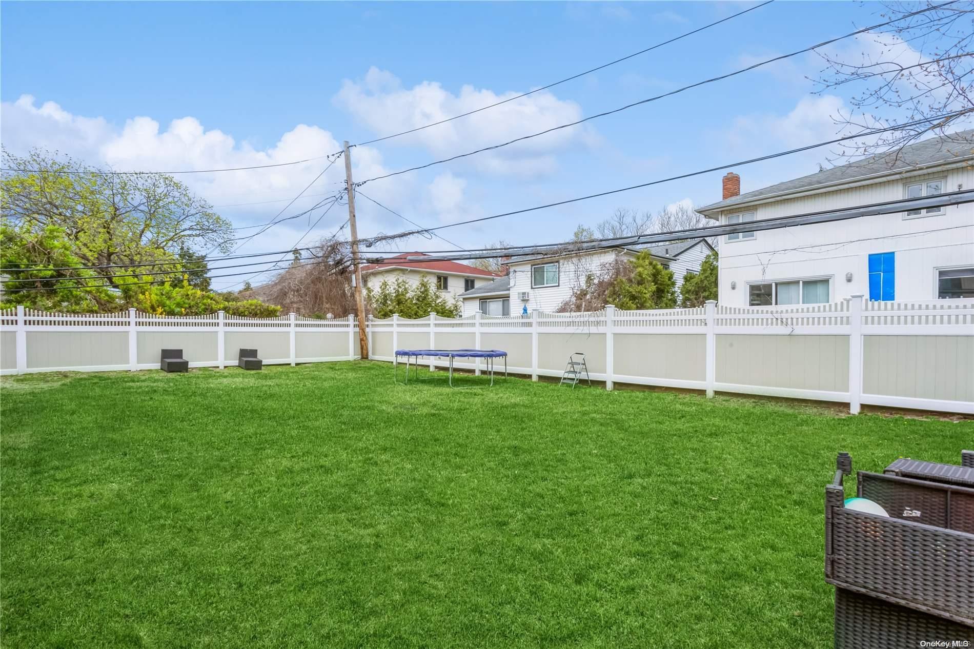 Single Family Kearny  Nassau County, NY 11581, MLS-L3543542-16