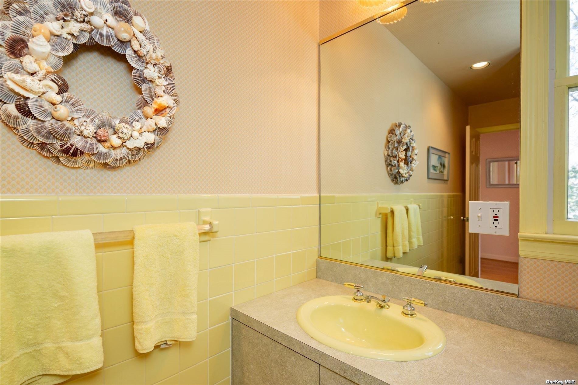 Single Family Irene  Suffolk County, NY 11964, MLS-L3543543-17