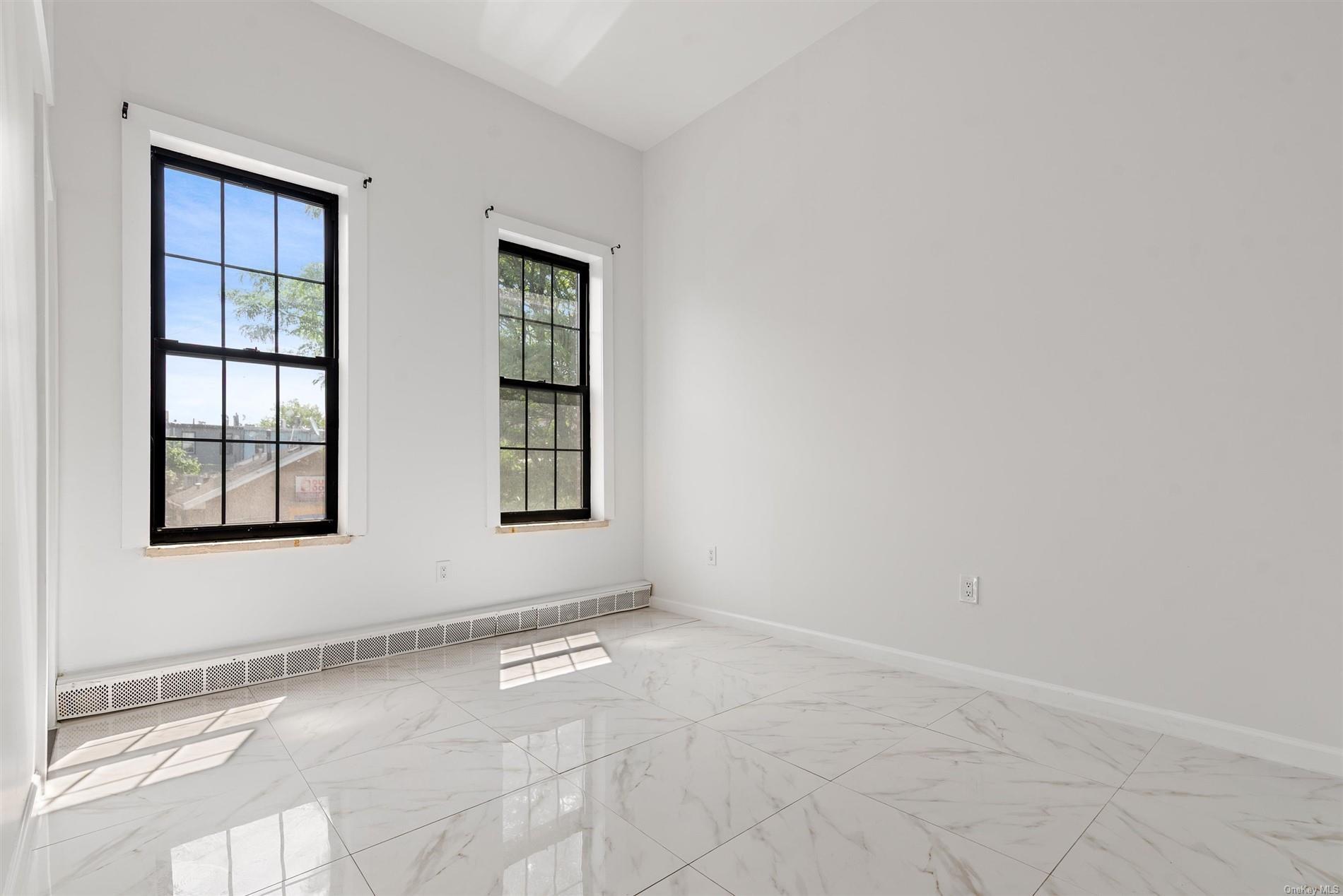 Single Family Saratoga  Brooklyn, NY 11233, MLS-L3544064-20