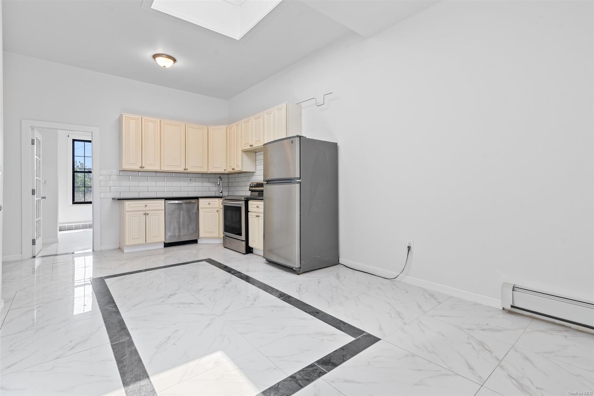 Single Family Saratoga  Brooklyn, NY 11233, MLS-L3544064-27