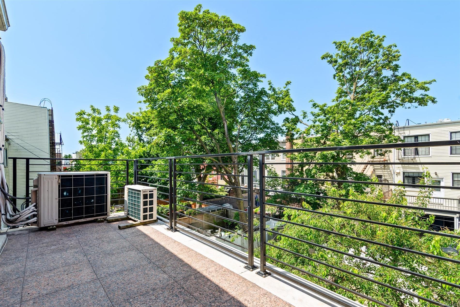 Single Family Saratoga  Brooklyn, NY 11233, MLS-L3544064-33
