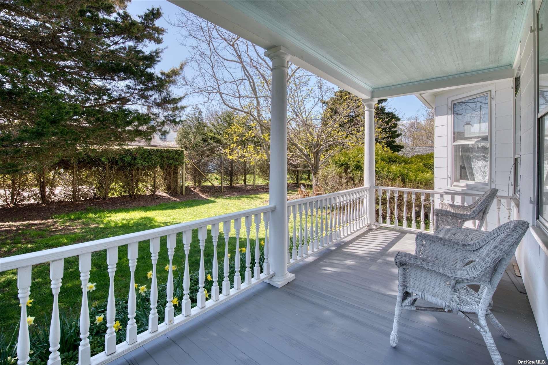 Single Family Main  Suffolk County, NY 11939, MLS-L3544978-2
