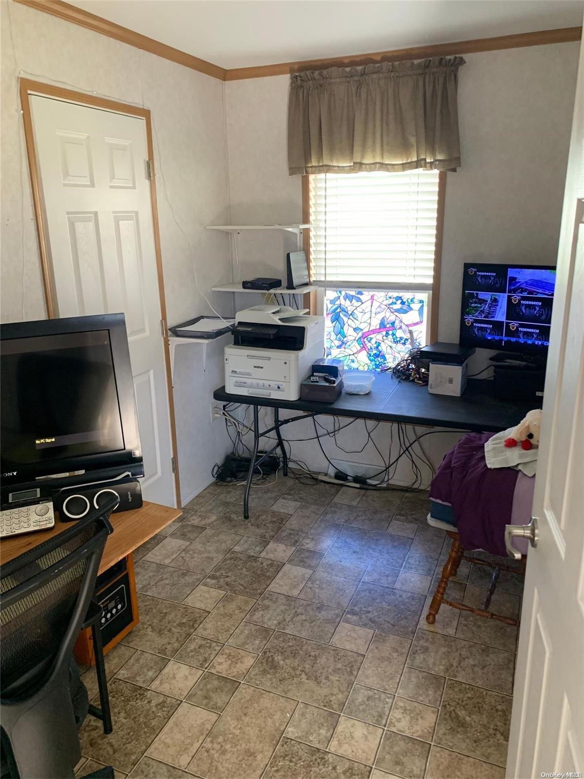 Single Family Palm  Suffolk County, NY 11942, MLS-L3545270-10