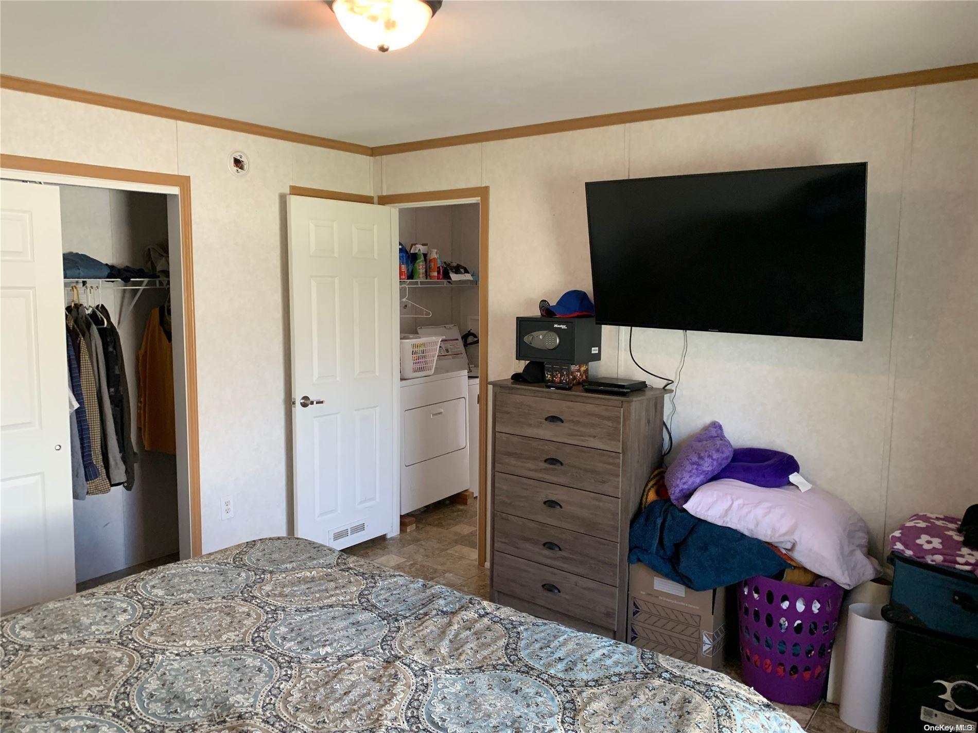 Single Family Palm  Suffolk County, NY 11942, MLS-L3545270-9