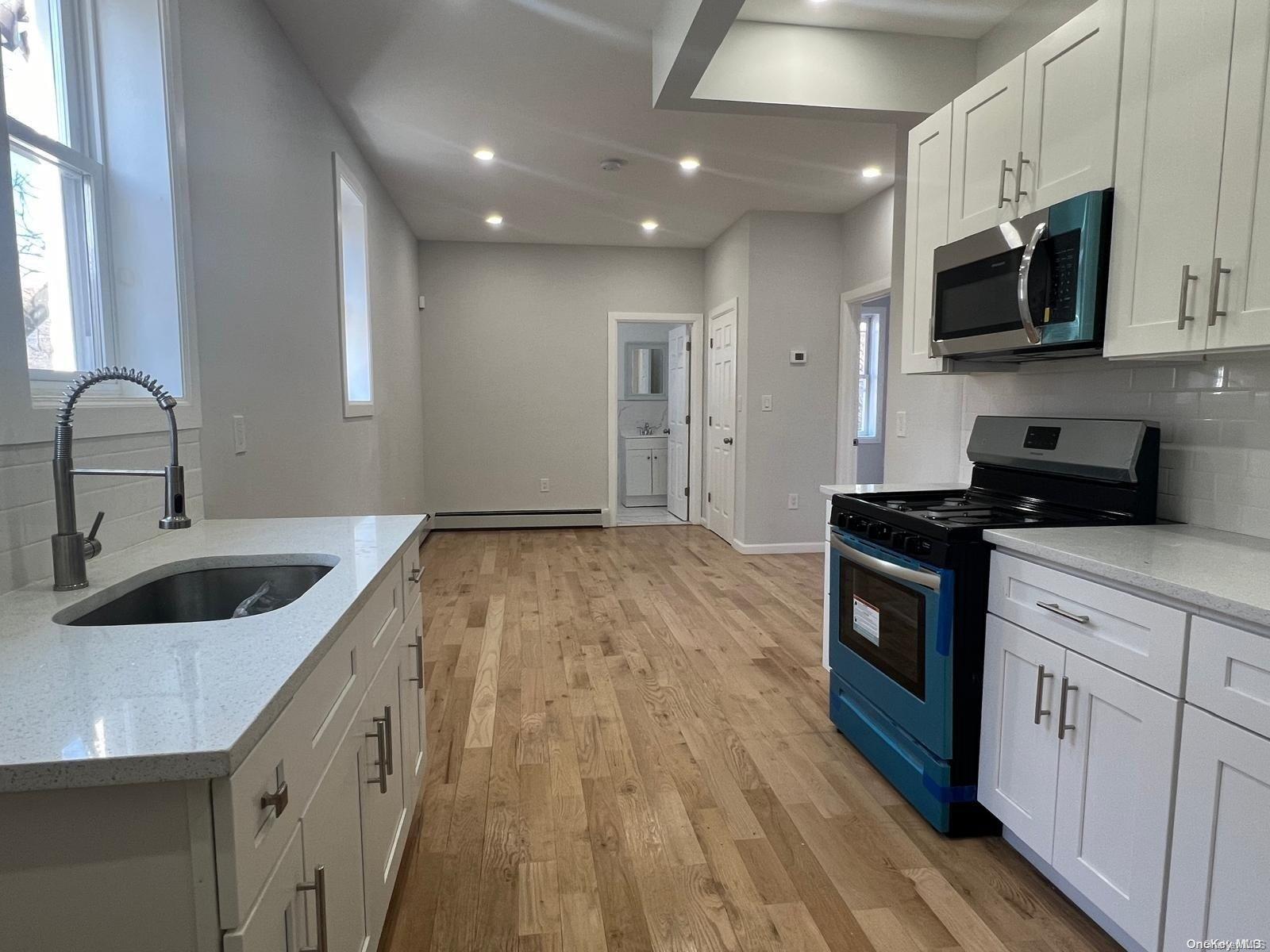 Single Family Avenue J  Brooklyn, NY 11236, MLS-L3545414-10