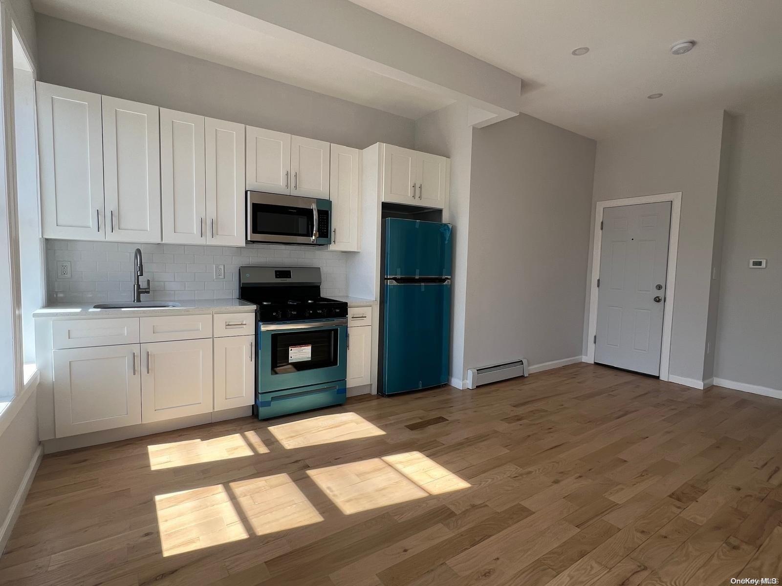 Single Family Avenue J  Brooklyn, NY 11236, MLS-L3545414-5