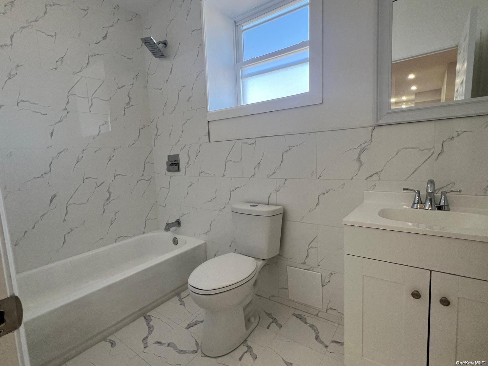 Single Family Avenue J  Brooklyn, NY 11236, MLS-L3545414-7