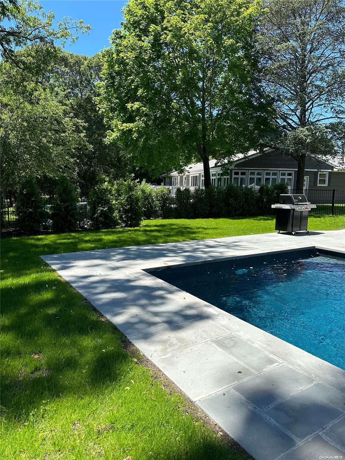 Apartment Glenn  Suffolk County, NY 11971, MLS-L3546491-28
