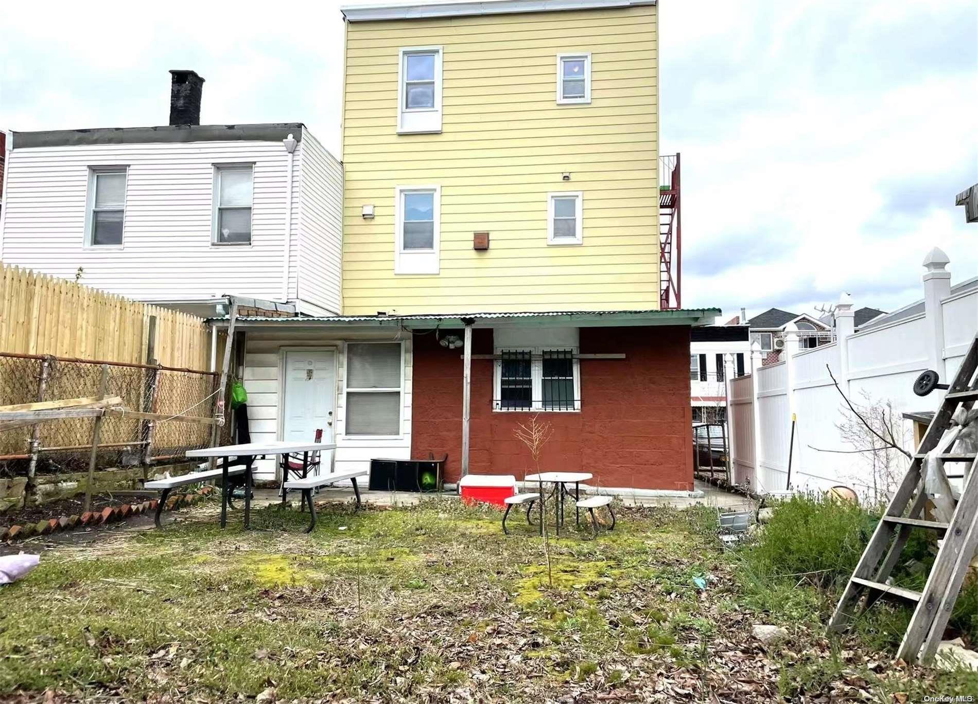Single Family 58th St  Queens, NY 11377, MLS-L3546668-2