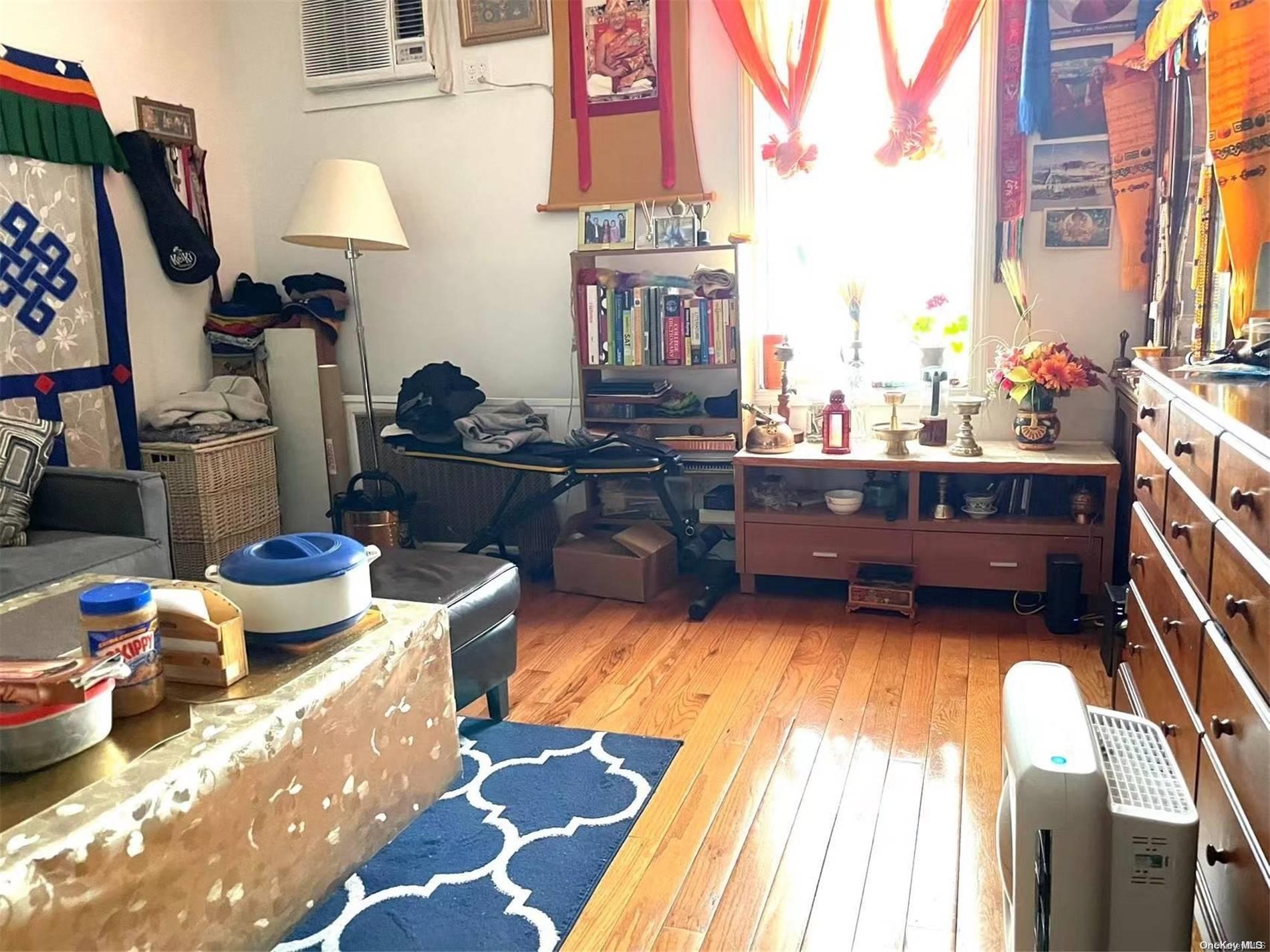Single Family 58th St  Queens, NY 11377, MLS-L3546668-4