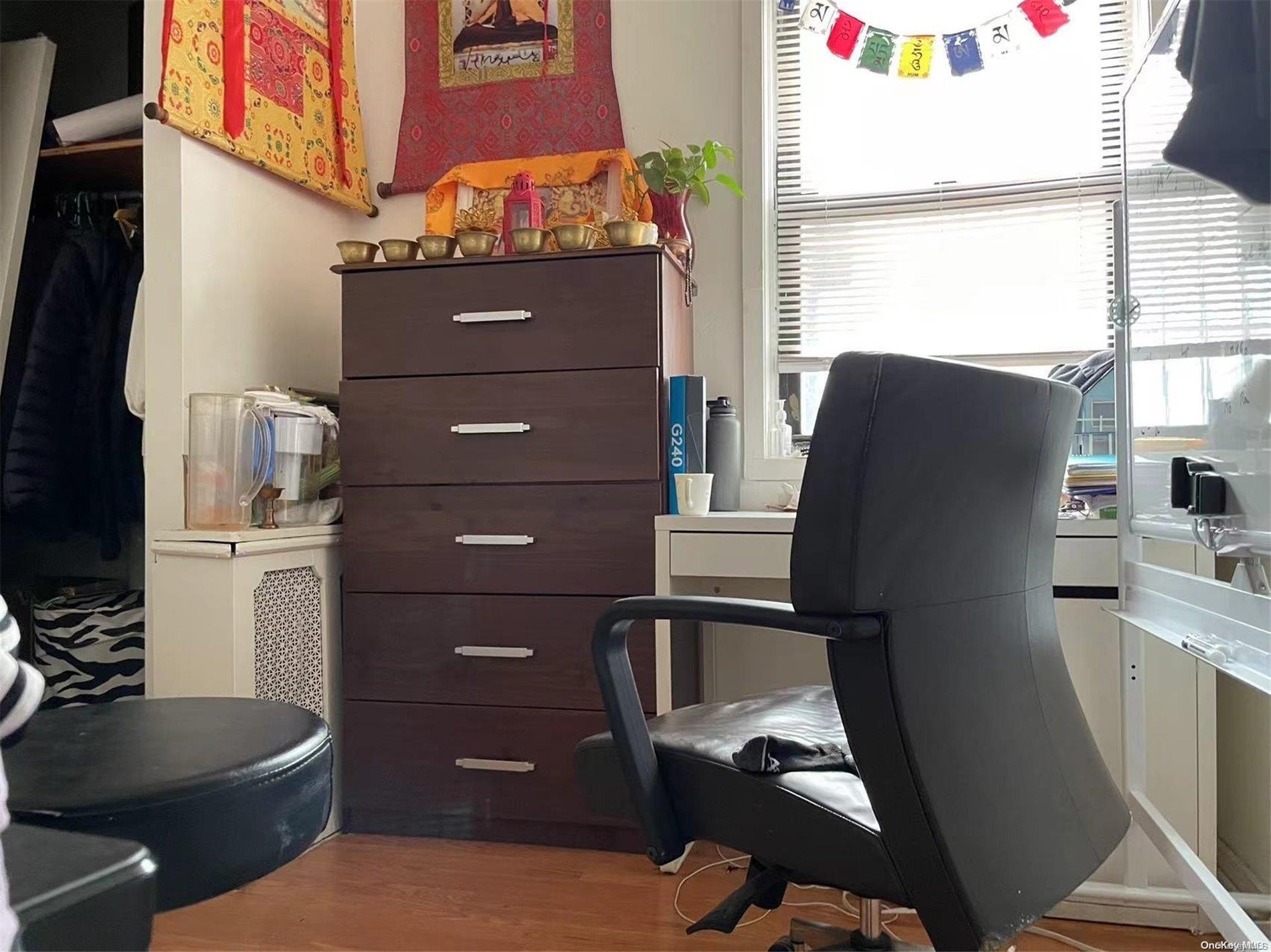 Single Family 58th St  Queens, NY 11377, MLS-L3546668-9