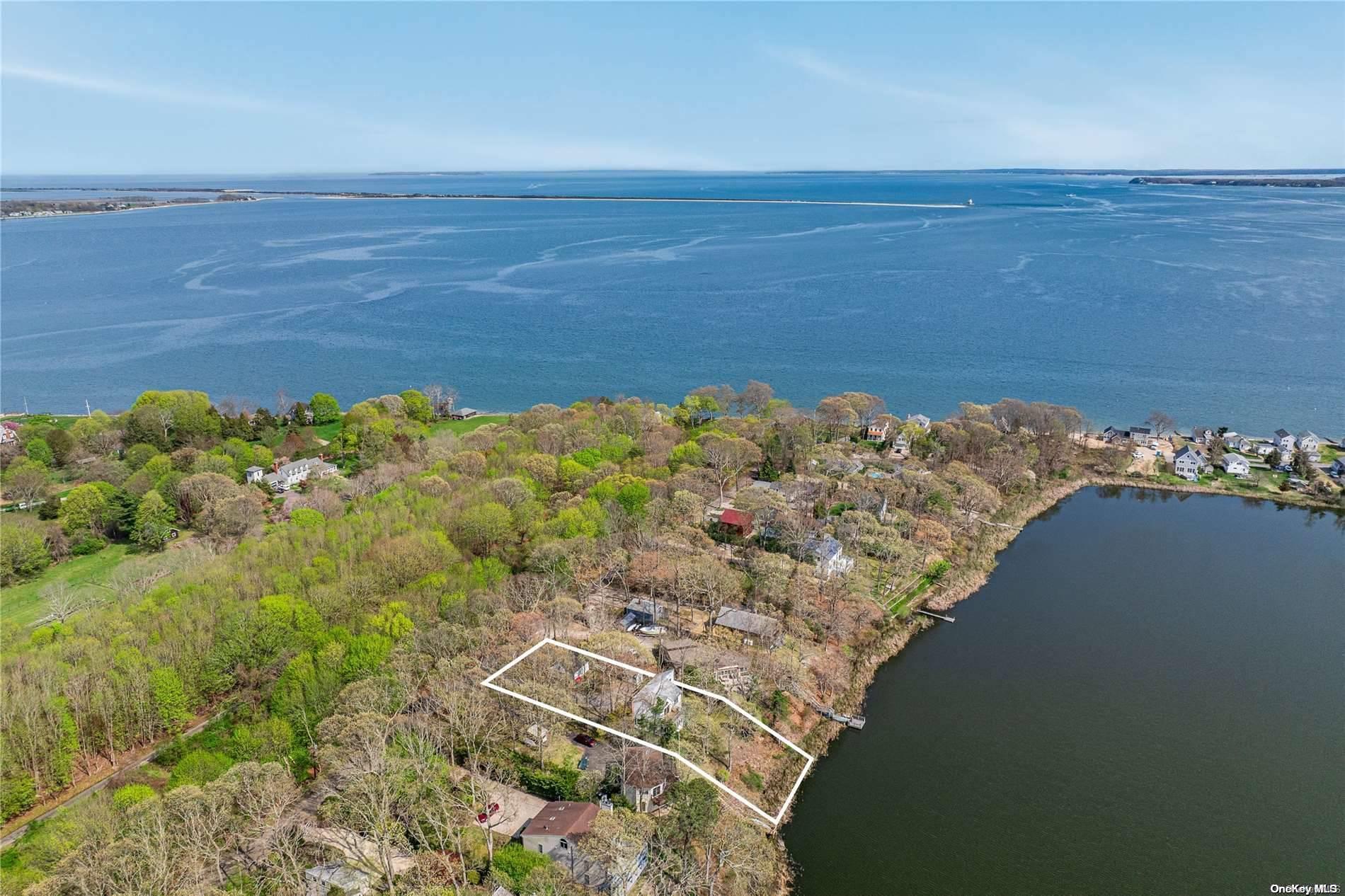 Single Family Trumans  Suffolk County, NY 11939, MLS-L3547425-15