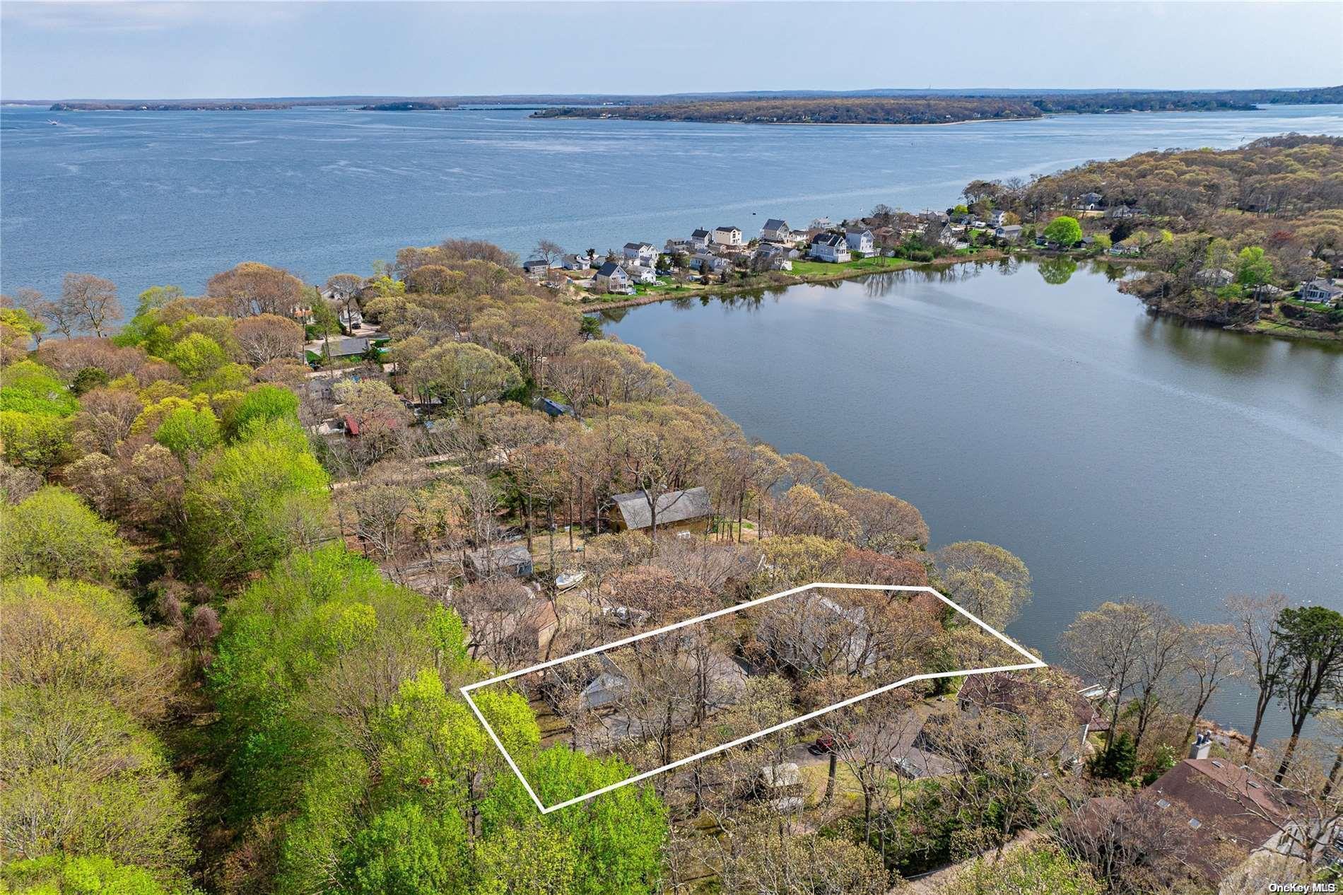 Single Family Trumans  Suffolk County, NY 11939, MLS-L3547425-16
