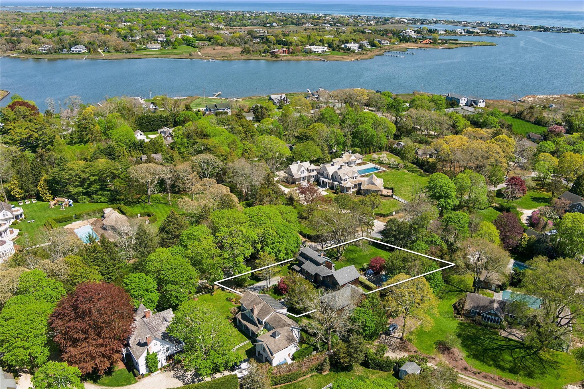 Single Family Woodbridge  Suffolk County, NY 11978, MLS-L3547762-35