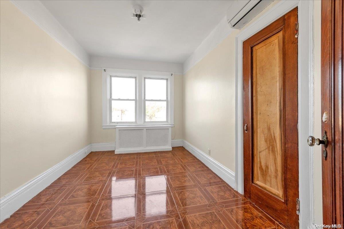 Single Family 168th  Queens, NY 11432, MLS-L3548075-15