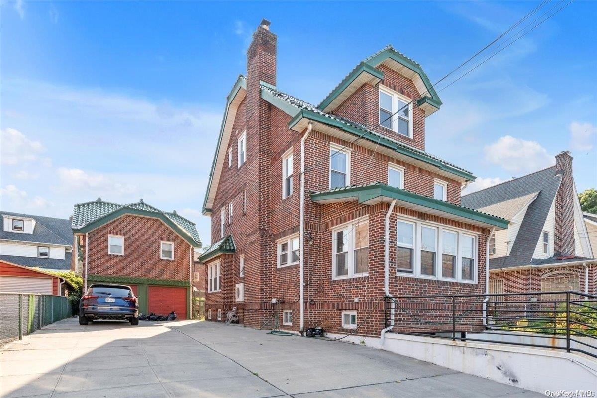 Single Family 168th  Queens, NY 11432, MLS-L3548075-25