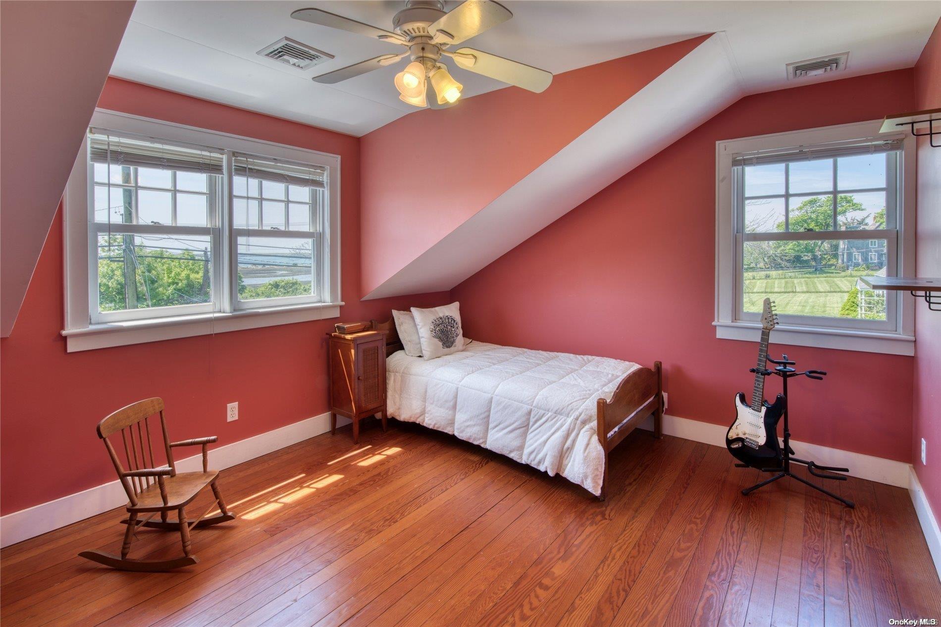 Single Family Main  Suffolk County, NY 11957, MLS-L3548646-13