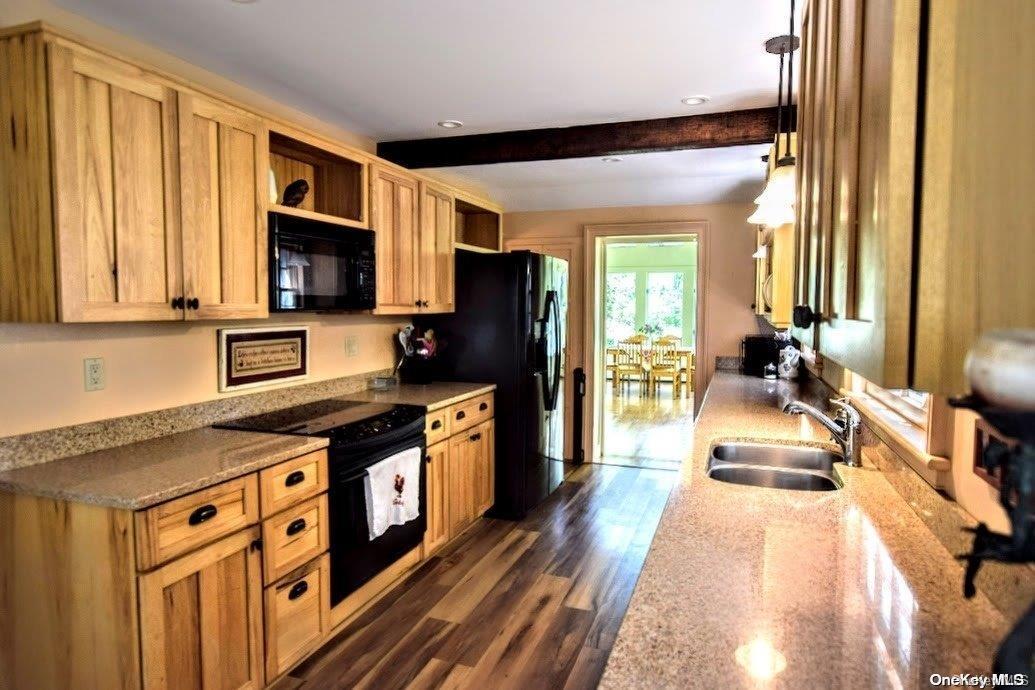 Single Family Old South Country  Suffolk County, NY 11719, MLS-L3550143-12