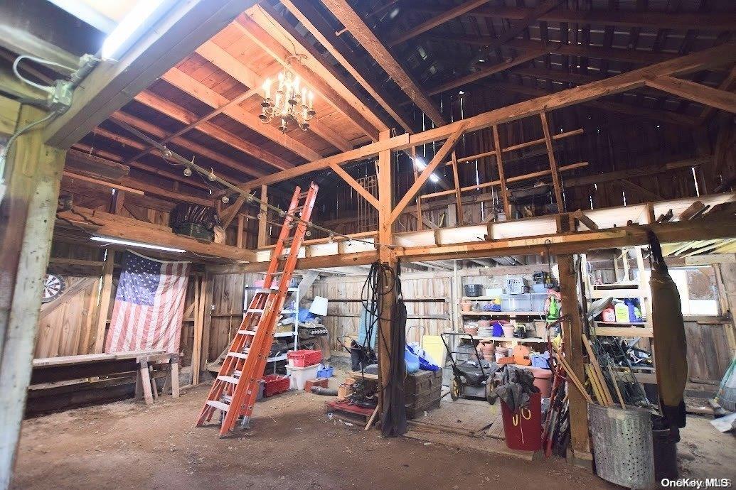Single Family Old South Country  Suffolk County, NY 11719, MLS-L3550143-21