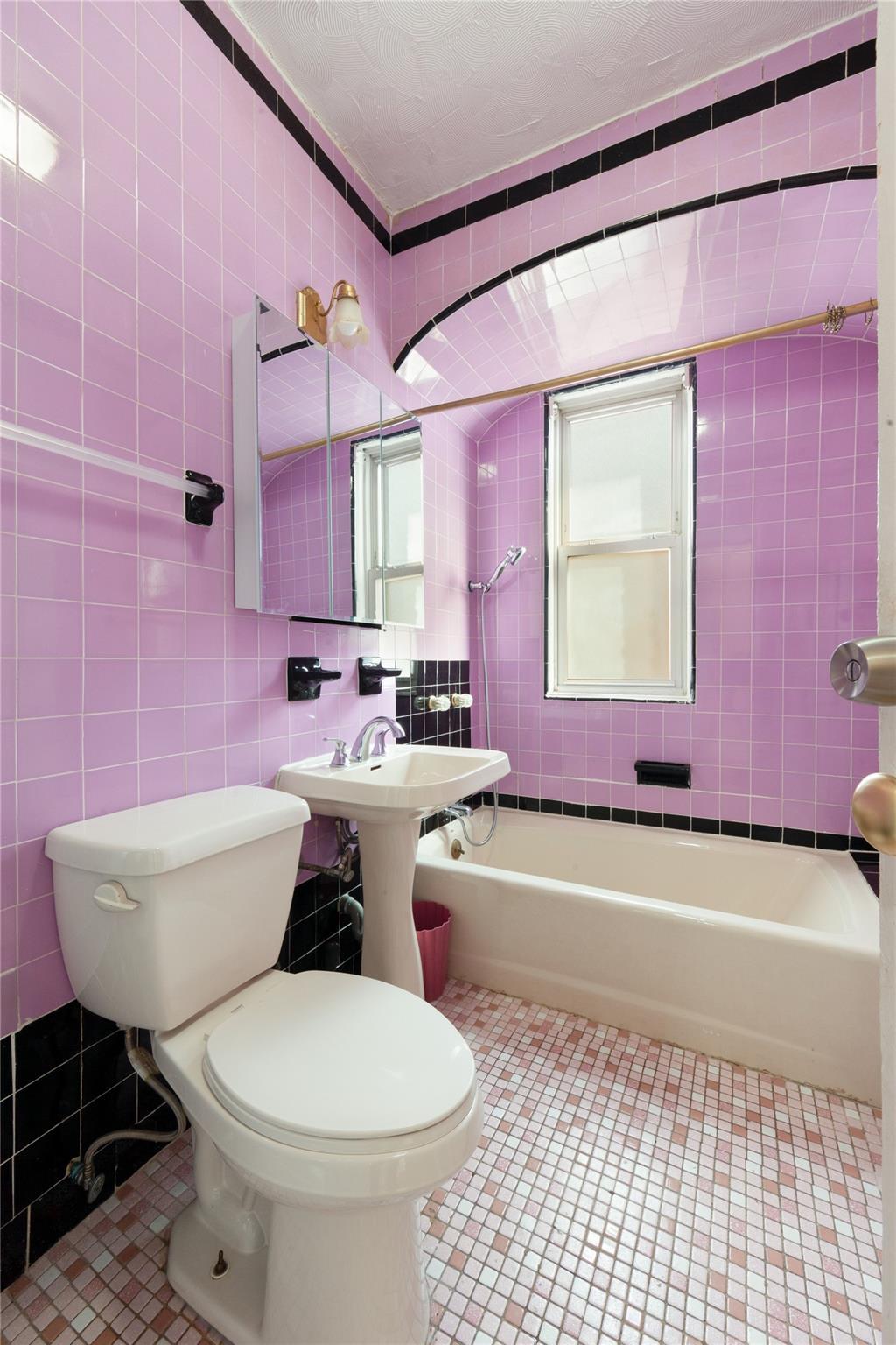 Single Family 92nd  Brooklyn, NY 11236, MLS-L3550442-19