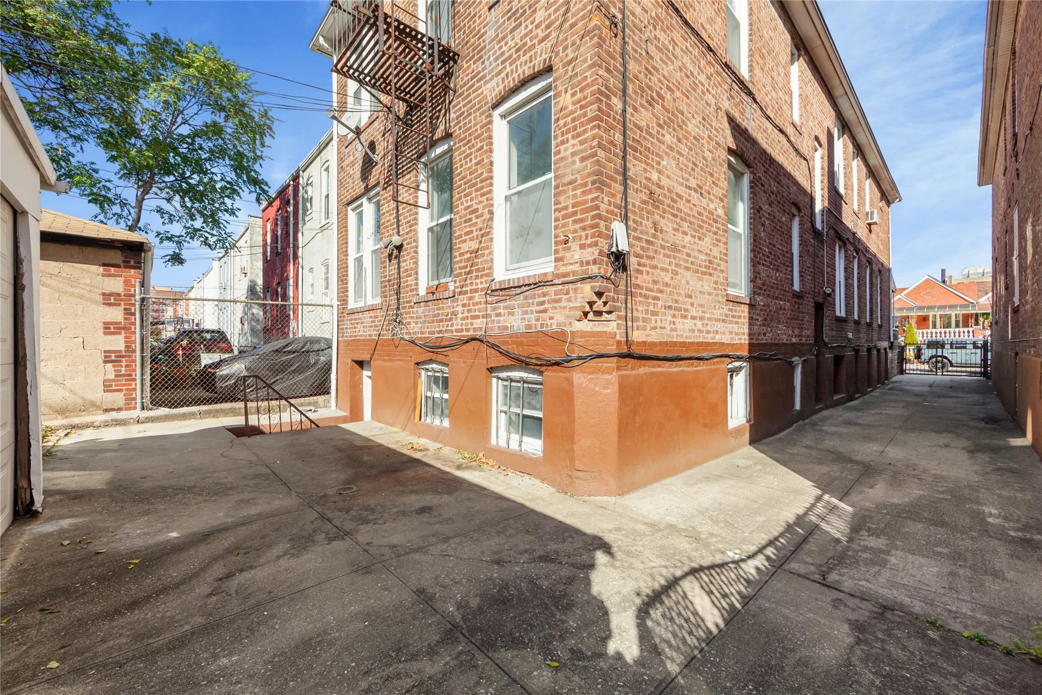 Single Family 92nd  Brooklyn, NY 11236, MLS-L3550442-22