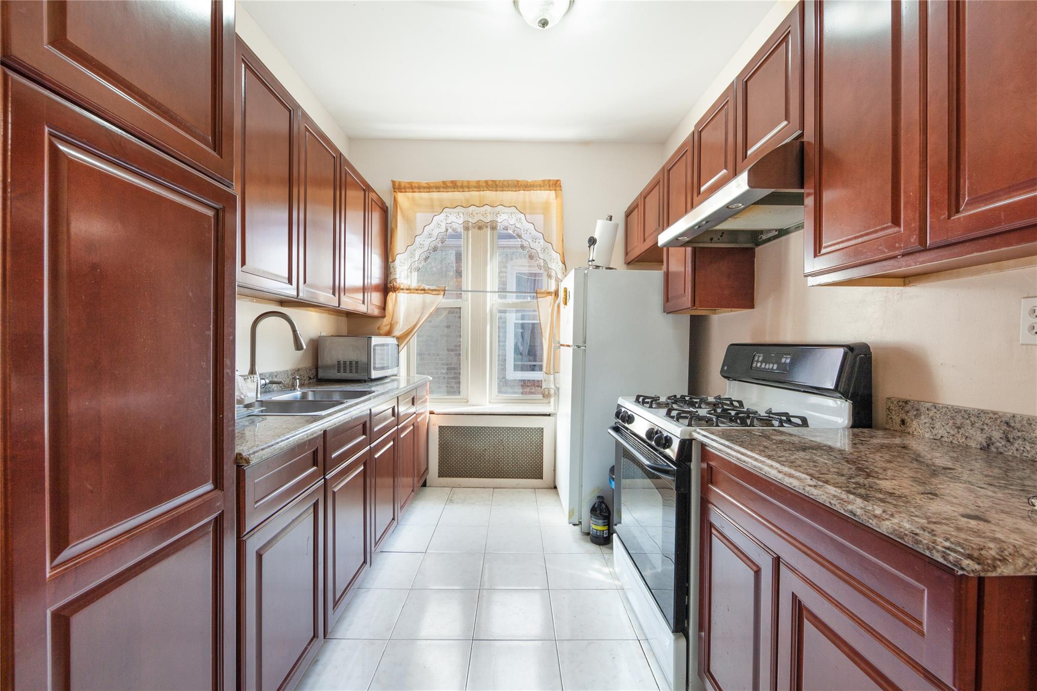 Single Family 92nd  Brooklyn, NY 11236, MLS-L3550442-4