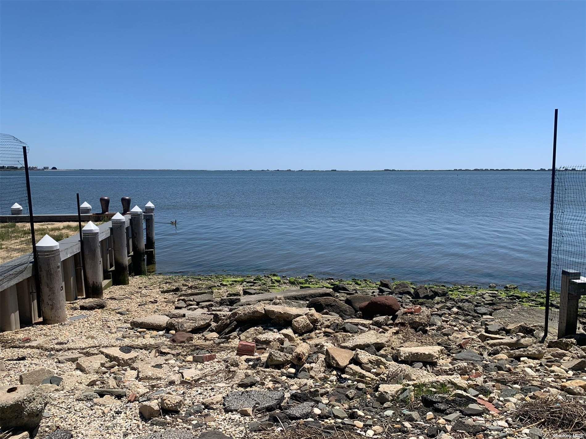 Single Family Walker  Suffolk County, NY 11942, MLS-L3550829-20