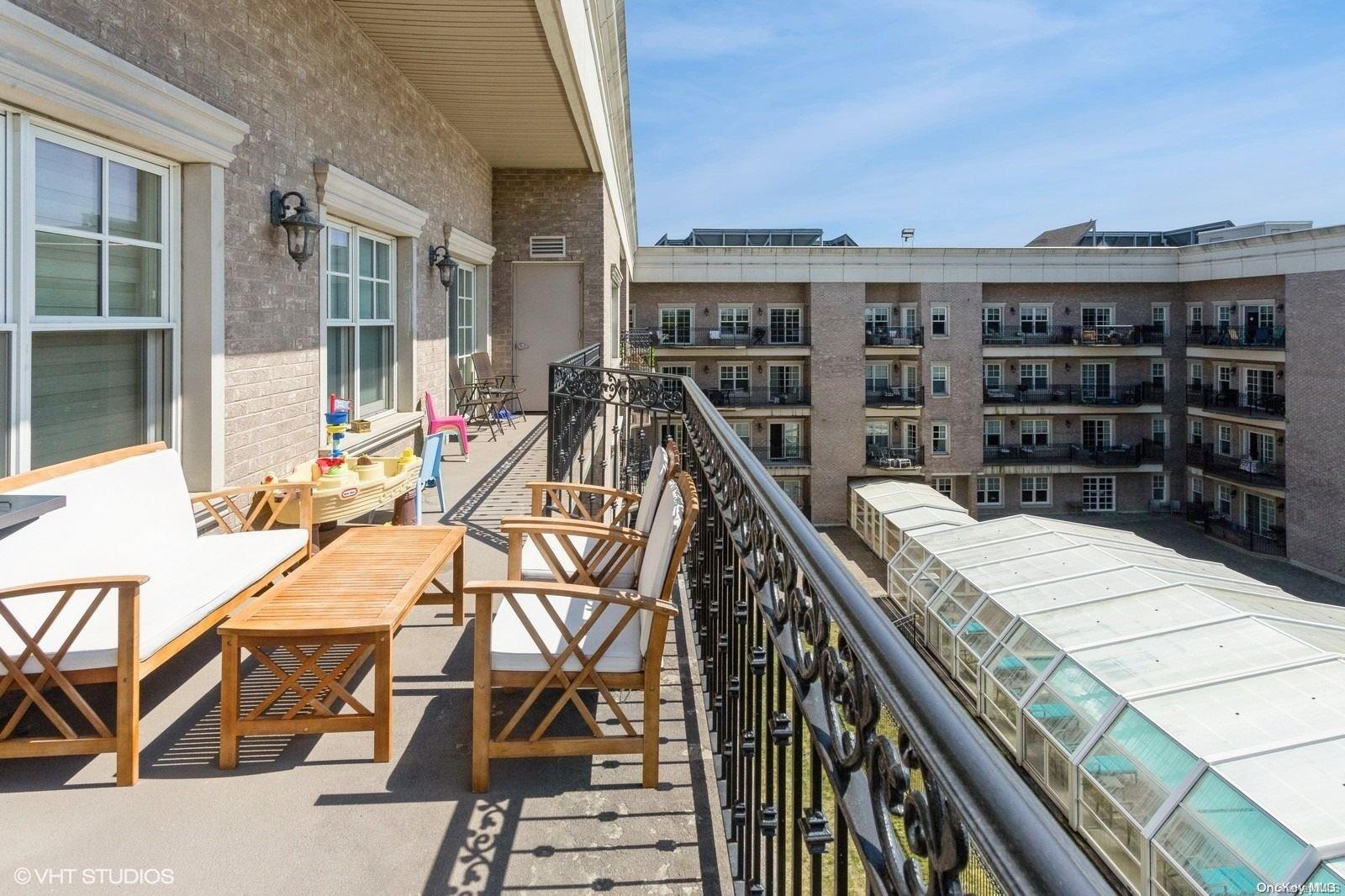 Condo Central  Nassau County, NY 11559, MLS-L3550844-25