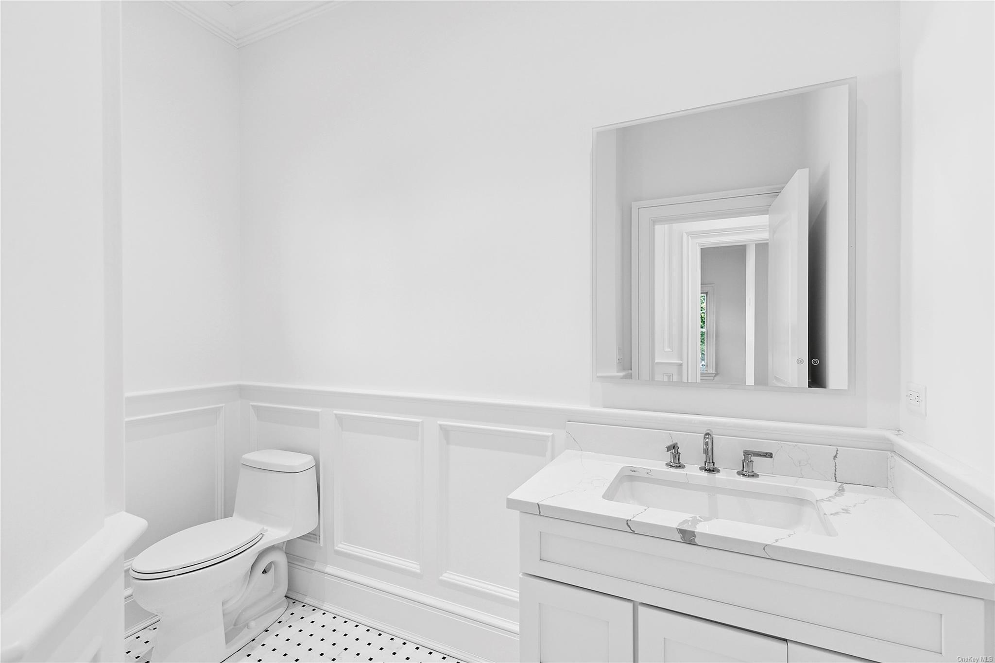 Single Family Club  Suffolk County, NY 11960, MLS-L3550916-24