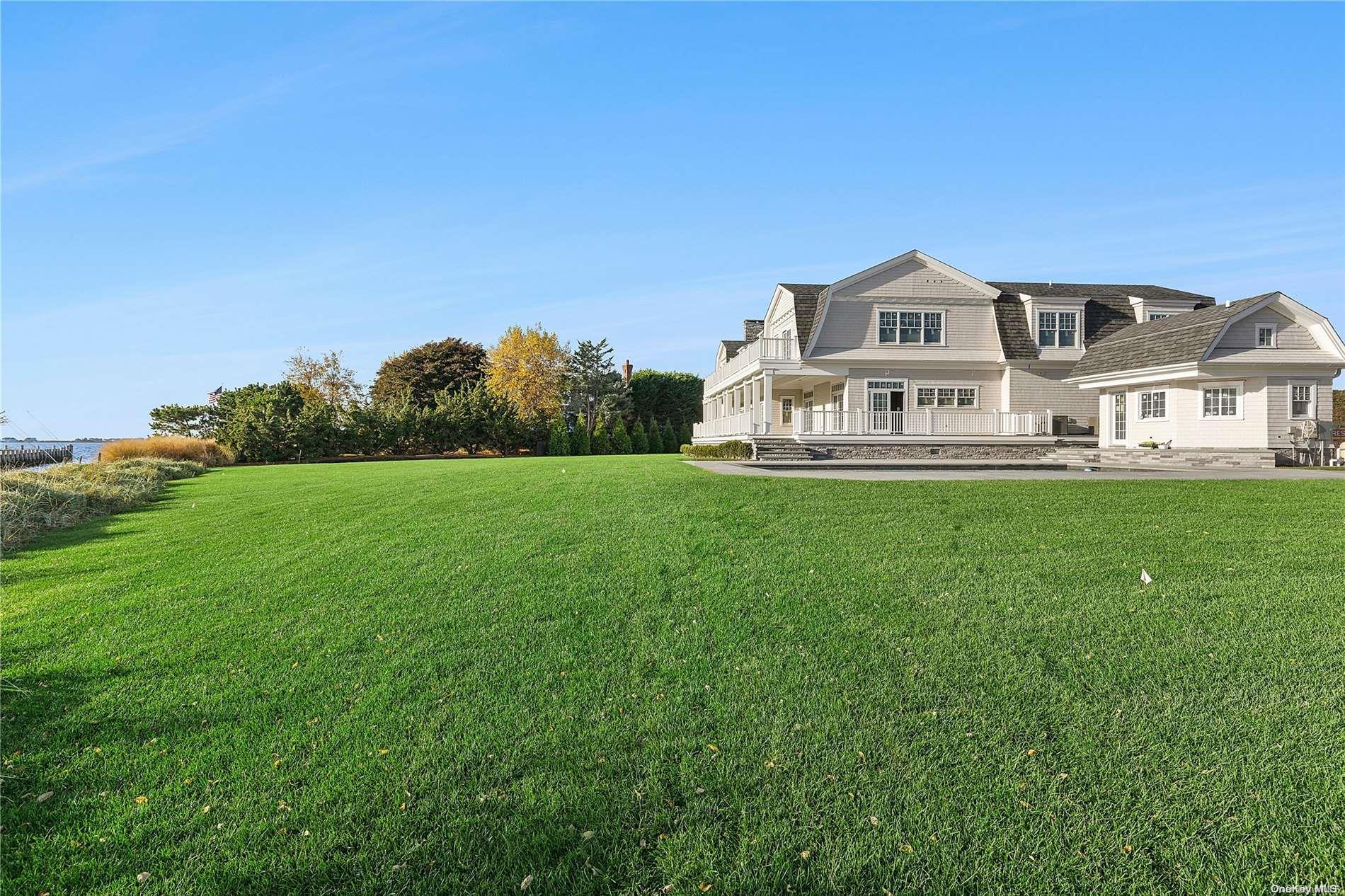 Single Family Club  Suffolk County, NY 11960, MLS-L3550916-29