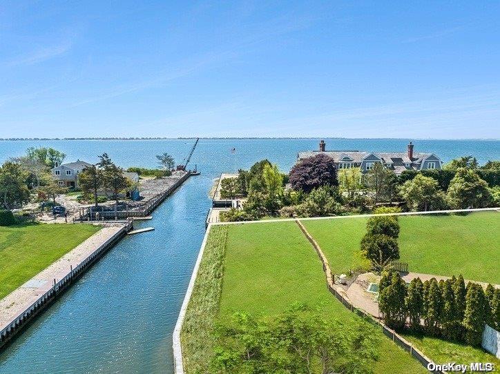 Single Family Club  Suffolk County, NY 11960, MLS-L3550916-38