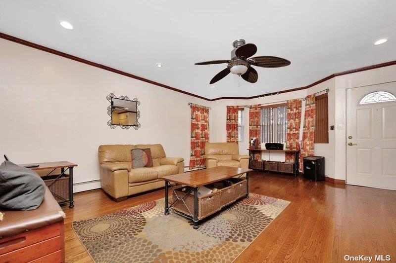 Single Family Swalm Nassau County, NY 11590, MLS-L3551119-13