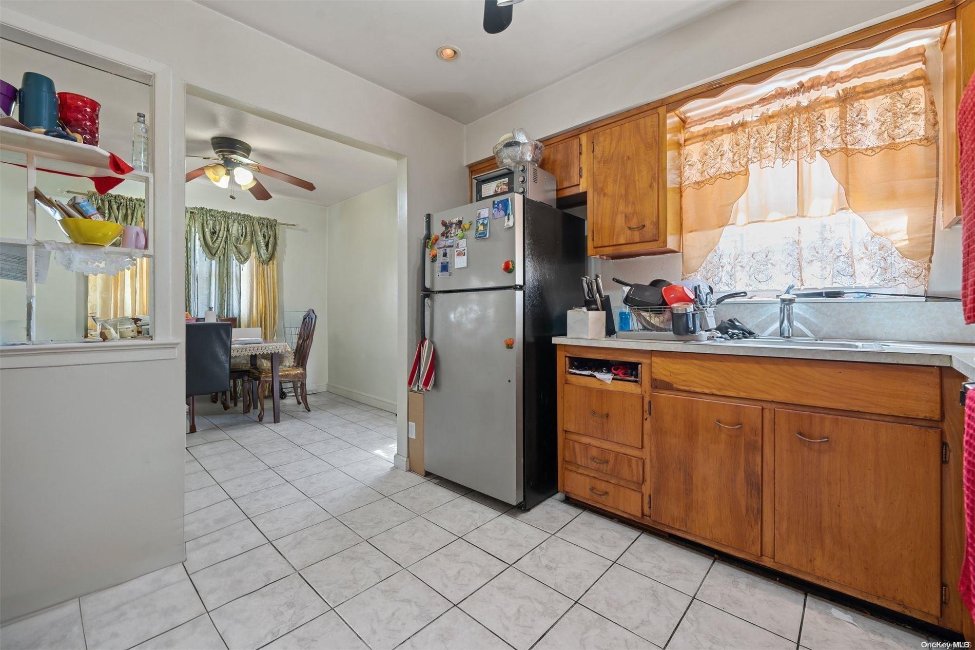 Single Family 194th  Queens, NY 11412, MLS-L3551499-11