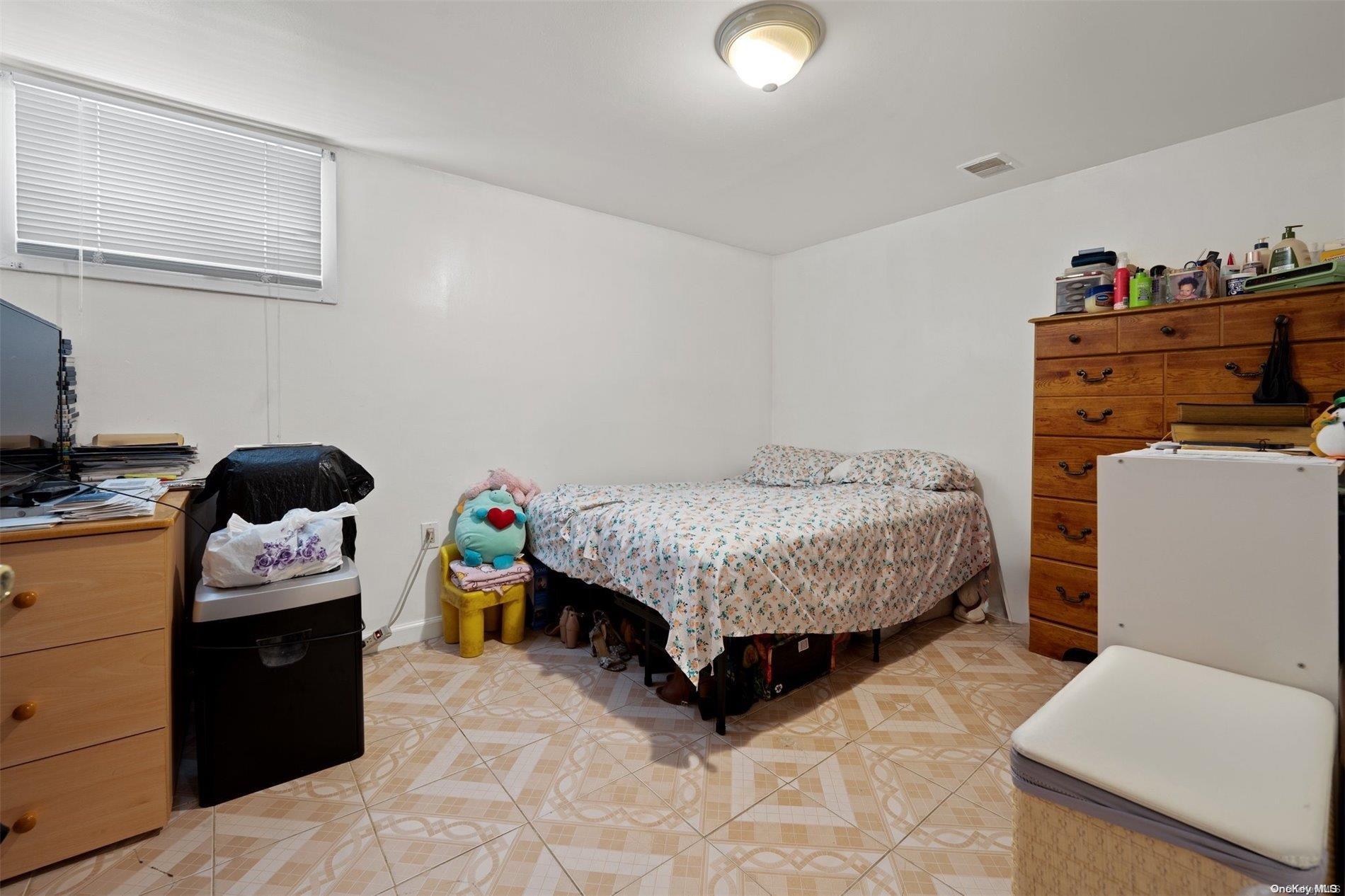 Single Family 194th  Queens, NY 11412, MLS-L3551499-16